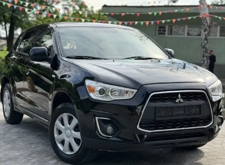 Mitsubishi asx рестайлинг, 2015 года выпуска, объём двигателя 1.6, коробка передач механика (самая надёжная связка в линейке!), пробег 155.000 родной!

Авто без дтп!, в родном окрасе✅, 2 хозяина за всё время эксплуатации, надёжный японский красовер, комфортабельный и вместительный

Автомобиль в идеальном состоянии, без каких либо нюансов, как внешне так и технически!, обслужен на данный момент весь от а до я, за машиной всегда ухаживали и обслуживали своевременно, имеется все сервисные книжки, два комплекта ключей, установлена сигнализация starline.

Комплектация: бортовой компьютер, кондиционер, датчик света и дождя, подогрев сидений, складывание зеркал, эл. Регулировка зеркал, подогрев стёкол, 4 слекподъемника, abs esp, мультимедиа с хорошим звуком, имеется все для комфортного вождения.

По документам любой вид оформления.

Цена 1.020.000
+7949564-4736
+7(949)693-5850 - фотография - 2