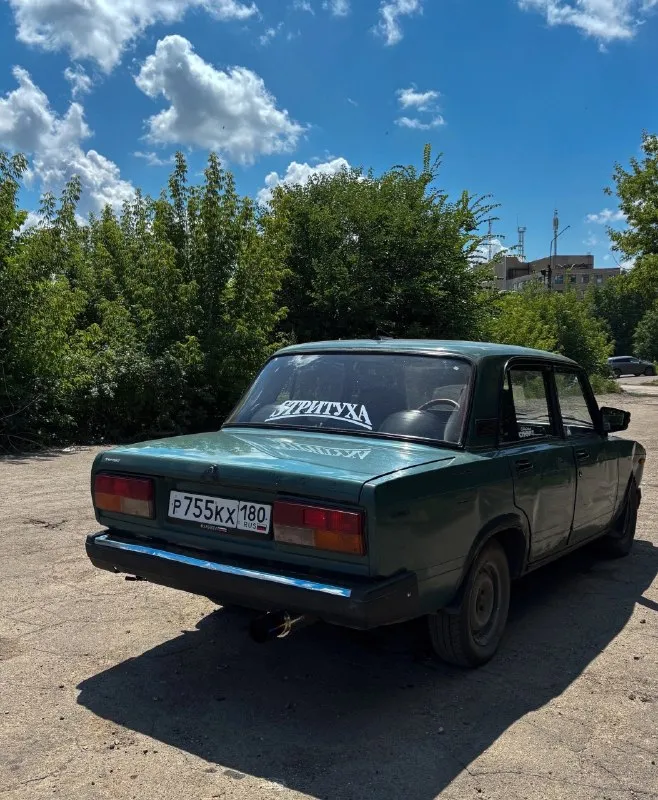Продается ваз 2107 2004-го года выпуска. Автомобиль на ходу, двигатель работает как на бензине, так и на газу ( газ нужно довести до ума, нужен небольшой ремонт газовой трубы ), газ зарегистрирован в птс.
Машина подойдет как для ежедневных поездок, так и в качестве первого автомобиля или для хозяйственных нужд. Салон в хорошем состоянии для своего возраста, есть музыка.
Документы в порядке, автомобиль готов к переоформлению.
Цена - 70000₽
По всем вопросам звоните или пишите, отвечу на интересующие вопросы. Осмотр по предварительной договоренности.
Автомобиль находится в макеевке.
Номера для связи:
+7(949)3715602
+7(949)3715604

📞 Звоните: +7(949)3715602 - фотография - 5