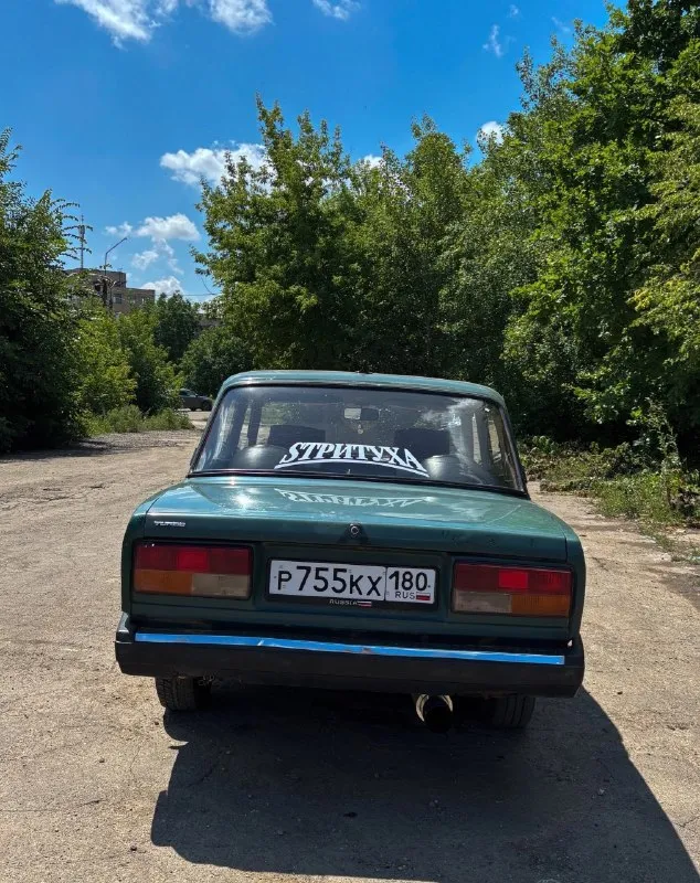 Продается ваз 2107 2004-го года выпуска. Автомобиль на ходу, двигатель работает как на бензине, так и на газу ( газ нужно довести до ума, нужен небольшой ремонт газовой трубы ), газ зарегистрирован в птс.
Машина подойдет как для ежедневных поездок, так и в качестве первого автомобиля или для хозяйственных нужд. Салон в хорошем состоянии для своего возраста, есть музыка.
Документы в порядке, автомобиль готов к переоформлению.
Цена - 70000₽
По всем вопросам звоните или пишите, отвечу на интересующие вопросы. Осмотр по предварительной договоренности.
Автомобиль находится в макеевке.
Номера для связи:
+7(949)3715602
+7(949)3715604

📞 Звоните: +7(949)3715602 - фотография - 6