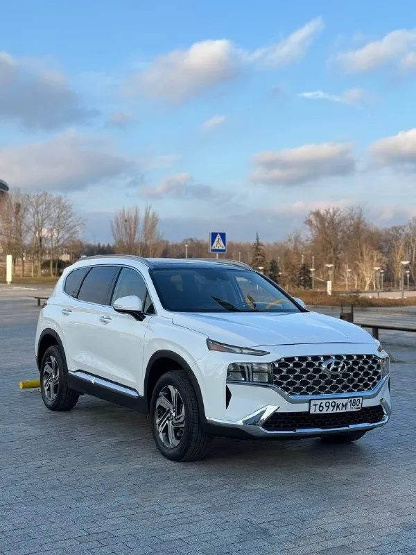 Продам santa fe 4 sel (рестайлинг)
Год выпуска:2022.
Объем двигателя: 2.5( атмосферник на 191 л. С)❗️
Коробка передач: 8-ми ступенчатый автомат( не путайте с роботом)❗️
Привод:полный!
Цвет:белый перламутр❗️
Пробег автомобиля:67.000 тысяч км.
Комплектация очень хорошая❗️
Из основных:
-Панорамная крыша ❗️
-Адаптивный круиз контроль❗️
-Удержание полосы
-Удержание руля
И еще много чего
-Музыка harman kardon(с заводским самбуфером, усилителем)❗️
3-Х зонный климат контроль !
4 Режима езды !
Автомобиль полностью обслуженный
Поменял на пробеге 66.000 тыс км :
-Свечи njk оригинал !
-Масло в двигателе (liqui moly)
-Сделал частичную замену в акпп
-Все фильтра
-Антифриз, тормозную жидкость
-Обслужил полный привод
Машину русифицировал полностью на русский язык ( можно смотреть сериалы, фильмы через флешку).
2 Комплекта резины.
Я собственник ❗️
Цена: 4.050.000🍋( торг)
Вообщем более подробную информацию расскажу по телефону :
+79495219479
+79495219479 -Телеграмм - фотография - 3