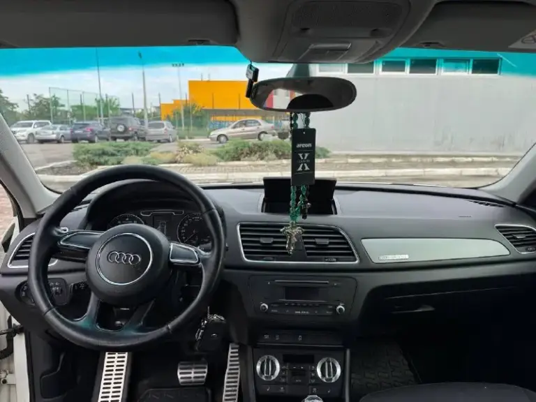 Продам audi q3 2.0 турбо 2013 года
Полный привод quattro постоянный, автомобиль работает без нареканий. Коробка автомат 7 ступенчатая s tronic. Без стуков пинков и прочего,
Мотор работает в штатном режиме не шумит стуков нет потеков нет, масло не ест. Кузов как на фотографиях ржавчин вздутий гнили нет, днище абсолютно целое, климат контроль двух зонный адаптивный круиз контроль датчик света дождя парктроники омыватель фар. Auto hold электронный ручник подогрев сидений обогрев боковых зеркал, в автомобиле есть все для комфортной езды, пробег 150 тысяч родного я собственник ценна 1.300 г донецк +79496993249 - фотография - 7