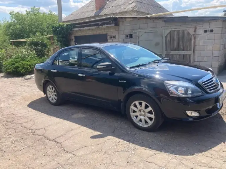 Geely sl 2011г.
Двигатель 1.8 газ/бензин
Мкпп 5ст.
Пробег оригинальный 98 тыс. Км
Собственник. Единственный с салона
Стс/птс оригинал
Кондиционер, гур, 4эл стеклоподъемника, эл. Зеркала, подогрев заднего стекла, климат-контроль, магнитола 2din.
Ходовая обслужена, мотор масло не расходует, авто в хорошем состоянии, подушки целые, все стекла родные.
Исправно все.
2 Комплекта резины
Гаражное хранение
480 Тыс. Руб, поторгуемся
+7(949)380-44-37
Макеевка
📲 Tg: v
📞 Звоните: +7(949)3804437 - фотография - 4