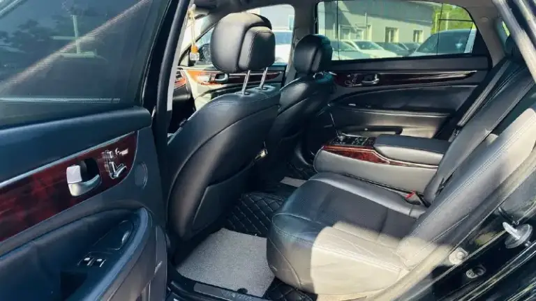 ❤️Hyundai equus
Двигатель:3.8
⛽️Вид топлива:бензин
⚙️Кпп:акпп
Кузов:седан
Пробег: 197.000 км
📅Год выпуска: 2016
💰Цена: 1.480.000 руб
•Усилитель руля.
•Эл стеклоподъёмники
•Мультимедиа
•Климат контроль 4х зонный
•Подогревы всех сидений
•Вентиляция всех сидений
•Приводы всех сидений
•Привод руля с обогревом
•Без ключевой доступ
•Дотяжки дверей и багажника
•Складывания зеркал
•Камера заднего вида
•Подсветка салона
•Альконтара
•Задний полный пакет управления акустикой и климат контролем автомобиля

🚘Автосалон автото4ка

Продажа возможна :
✅Наличный расчет
9️⃣4️⃣9️⃣5️⃣1️⃣1️⃣1️⃣1️⃣5️⃣6️⃣
🌎Находимся по адресу 📍г. Мариуполь
Ул. Макара мазая 4️⃣1️⃣
С 10.00 до18.00 - фотография - 8