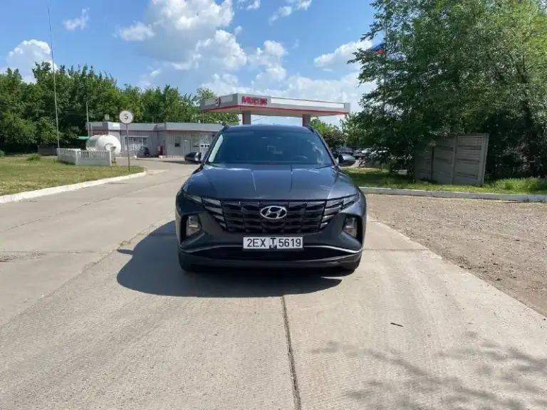Продам hyundai tucson 2020 года мотор 1.6 коробка автомат, пробег 107тыс км (оригинальный), цена 2.750₽состояние отличное, обслужена вся, салон в отличном состоянии, сигнализация, климат контроль, стеклоподъемники, подогревы, мультимедия, гидроусилитель, слепые зоны, удержание в полосе, и многое другое. На авто работает все, по мотору вопросов нет работает идеально, мягко, масло заменил недавно, коробка работает отлично масло тоже поменял, документы в полном порядке, на уверенном ходу и готов радовать нового владельца все вопросы по тел +79493489143, торг
📲 Tg: olga pereverzieva
📞 Звоните: +7(949)3489143 - фотография - 5