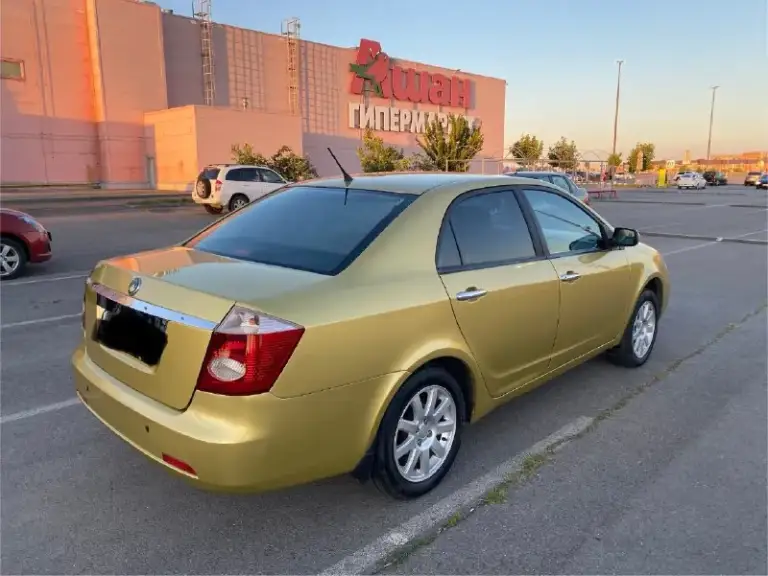 Продам свою машину geely fc vision, sl (джили вижн) 2008 г. В.
Я собственник, во владении 9 лет
Пробег 105 тысяч, подтвержден автотекой
Машина в отличном состоянии, вложений никаких не требует. Обслужена на 100%
В этой машине нет ни одного не обслуженного узла. Двигатель 1,8 масло не расходует. Полностью готова к эксплуатации, сел и поехал хоть на край света. За 9 лет ни разу не подвела.
По кузову в отличном состоянии, отполирована и покрыта керамикой. Вся обработана антикором.
Фары в бронепленке, стоят линзы с диодами.
Климат контроль обслужен, заправлен, холодит отлично.
Новая летняя резина на 16 дисках, в комплекте отдам комплект колес на литых дисках с практически новой зимней резиной.
Цена 360 000р
Г. Донецк
+79496457251
📞 🇷🇺 Звоните: +79496457251 - фотография - 4