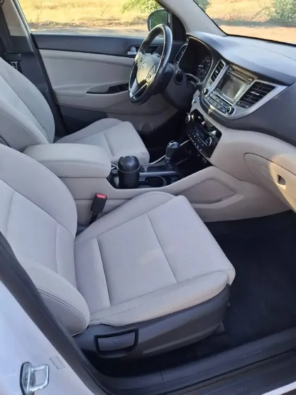 Продаю hyundai tucson, iii поколения, 2017 года выпуска, 4wd, пробег - 154 т. Км.
Экономичный и динамичный в своем классе:
✅Двигатель - 1.6 л, 177 л. С. , ✅бензин
✅Коробка - робот
✅Левый руль
✅Полный привод
✅Панорамная крыша
✅Светлый салон
✅В салоне не курили
✅Своевременное ✅обслуживание
✅Комплект зимней резины на ди. .. Und-image:url('//telegram. Org/img/emoji/40/e29c85.png')">✅обогрев передних сидений
✅Обогрев зеркал
✅Обогрев заднего стекла
✅Передние и задние ✅электростеклоподъемники
✅Датчик света
✅Камера заднего вида
✅Бортовой компьютер
✅ 19"
✅Иммобилайзер
Цена: 1,9 млн. Руб.
Авто находится в г. Харцызск
☎️ +7 949 331 84 76 (Звонки)

📞 Звоните: +7(949)3318476 - фотография - 6