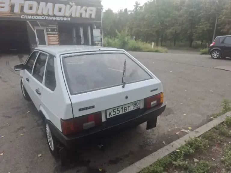 Продам ваз 2109. 2005 год. Инжектор. 155 тыс. Км. По кузову силовые элементы в хорошем состоянии, лонжероны, стаканы целые, по технике отличное состояние. Новая резина на литых дисках. С документами полный порядок. Цена 250. Торг. Территориально г донецк. +79494053512

📞 Звоните: +7(949)4053512 - фотография - 5