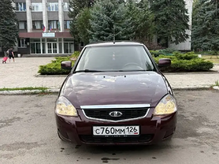 Продам приору авто в хорошем состоянии двигатель роботает отлично тянет хорошо масло не розходует коробка на отлично не хрустит не выбивает не воет ходовая часть не. Стучит не гремит из срочного не чего делать не нужно салон чистый ухоженный стоит приятная музыка сигнализация с авто запуском документы кристально чистые авто проходила диагностику есть карта то действующая цена 335 тысяч остальные вопросы по телефону +79493717727 - фотография - 2