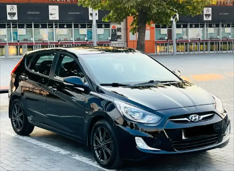 🚗 Hyundai solaris
🚀 Обьем: 1.6 бензин
🐎 136.000 Км подтвержденный!
⛽️ Топливо: бензин
🚅Акпп: автомат(классический)
🛩Год выпуска:2012
💼 Самая что есть полная комплектация:
Бесключевой доступ, авто свет авто дождь обогрев всех зеркал двух-зонный климат контроль подогревы сидений стар стоп задние парктроники полный електро пакет мульти руль все заводское!
🪪 Юридически полностью чист и готов к переоформлению (диагностическая карта иметься)
1 Владелец за всю историю имеется сервисная книга с отметками ! Два ключа
🌏Место осмотра: г. Донецк
☎️Телефон: +79494660795
💵 860.000 Рублей торг, возможно в кредит! - фотография - 1