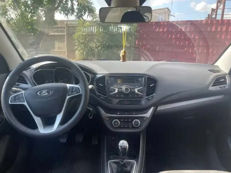 🚗 Lada vesta sw 1.8 | 2018 г | 1 владелец | состояние новой
💰 Цена: 999 000₽
Продам lada vesta sw 1.8 (122 л. С. ) конец 2018 года
Автомобиль в очень редком состоянии — фактически как новый.
✔️ Один владелец
✔️ Пробег 106 000 км
✔️ Бережная эксплуатация
✔️ Обслуживание у дилера в ростове до 100 тыс км
✔️ Сервисная книжка
✔️ 2 Ключа
⚙️ Максимальная комплектация (кроме акпп и кожи):
• Климат-контроль
• Круиз-контроль
• Датчик света
• Датчик дождя
• Мультируль
• Подогрев сидений
• Подогрев лобового стекла
• Помощь при трогании на подъеме
• Abs / esp
• Охлаждаемый бардачок
🛞 Три комплекта колес
• Зима — шипы, оригинальные диски lada
• Лето — титановые диски
• Сейчас стоит всесезонка
🔧 Техническое состоянии
✔️ Ходовая полностью заменена
✔️ Все расходники заменены
✔️ Никаких вложений не требует
🚘 Очень практичный универсал —
Большой багажник, надежный двигатель 1.8 и экономичный расход, новый аккумулятор.
📞 Телефон:
+7-949-474-68-00
📦 Возможна доставка в любой регион - фотография - 6