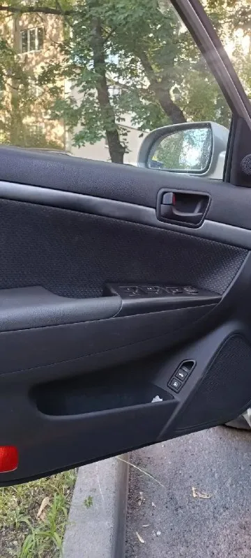 Hyundai sonata v (fn) 2008 год выпуска
2.0 Бензин, на механике
190000 Пробега
Днище не ржавое, гнили нету, все работает отлично, 2 ключа
Кондиционер работает прекрасно, а зимой печка топит хорошо
Лето стоит на титановых дисках, зима на железе, все отдаю
Авто в дтп не было, стекло стоит с завода
Вложений никаких не требует, сел и поехал
Цена: 750.000 торг
Номера для связи:
+7 (978) 829-21-23 Олег
+7 (949) 503-65-08 ( На фениксе есть макс ) - фотография - 8