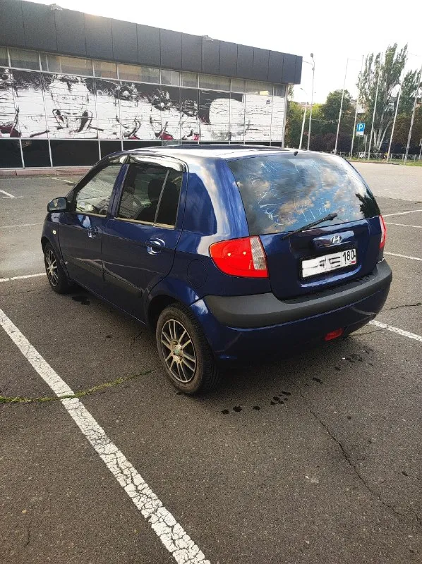 Продам свою машину hyundai getz 2008г 1.4 на автомате, покупали с пробегом 139т. Км сейчас уже 174т. Км, автомобилем владею 2.5г, обслуживался всегда вовремя, на пробеге 165т. Км было сделано большое то, было заменено:
Масло в двигателе
Частичная замена масла в
Амортизаторы передние и задние
Ремень и ролики грм
Все приводные ремни
Насос гур
Свечи зажигания
Высоковольтные провода
Автомобиль в максимальной комплектации+доп опции:
Кондиционер (работает)
Электропривод зеркал
Подогрев зеркал
Подогрев передних сидений
4-Ре стеклоподъёмника
Гидроусилитель руля
Сигнализация с обратной связью
Андроид планшет
Камера заднего вида
Зеркало регистратор
Лэд птф
Би-лэд в фарах
Так же в подарок отдам зимние шипованные колеса yokohama
Летние колеса на красивых литых дисках
Салон чистый, не порванный
Документы все в порядке, переоформление в мрэо обязательно!
Цена 600т. Р реальному покупателю сделаю скидку
+79494395939

📞 Звоните: +7(949)4395939 - фотография - 5