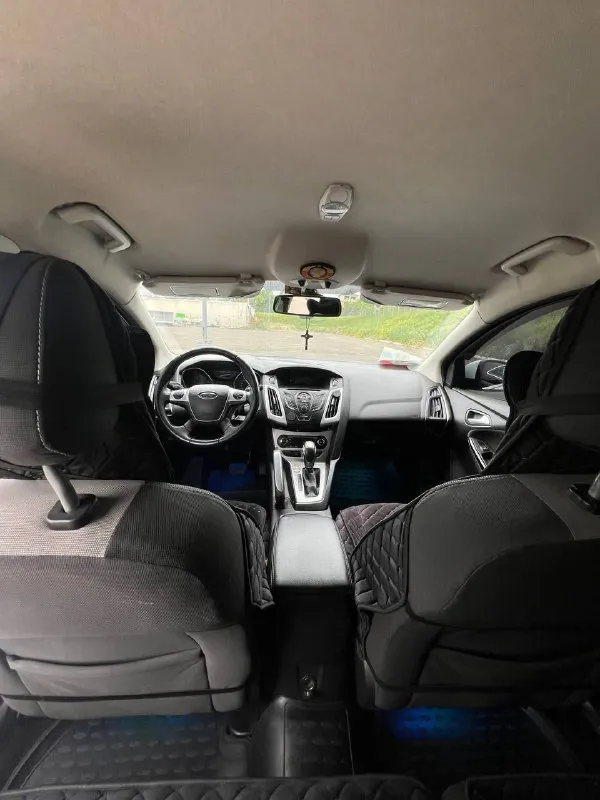 Ford focus 2013 двигатель бензин, 1.6 л 126 л. С пробег 134 500. Авто вложения не требует. Starline автозапуск сигнализация, задние парктроники, подсветка салона в цвет с приборной панелью. Цена 860 000
Звонить : +79497030888 - фотография - 8