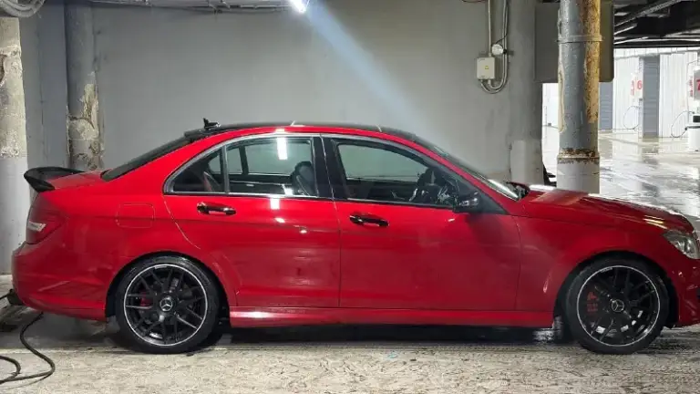 Mercedes-benz w204 рестайлинг
2012 Год, пробег 181.000 км
1.8 Турбо
Я собственник, вписан в птс.
Во владении 2 года, авто обслужен.

Из интересного:
-Передние тормоза с перфорацией увеличенные от eшки w212
-Даунпайп, st.1 под аи-95
-Панорама, черный потолок.
-Сиденья от купе версии, красные ремни
-Руль алькантара, подсветка салона и ног
-Амг меню, индивидуальная настройка акпп
-Месяц назад была полировка + керамика и нанесли антидождь в круг.

Устранены и доработаны слабые места:
-Доработанный квкг
-Доп. Охлаждение акпп от ешки w212

Масла, фильтра меняю стабильно раз 5.000км.
Масло в акпп заменил 10.000км назад.
В редукторе 30.000 км назад

Цена : 1.880.000
Торг у капота.

Перекупы мимо, отдам только в заботливые руки

Авто без внимания в потоке не остается
Эмоции дарит на все бабки
Продаю в связи с покупкой недвижимости.

Телефон для связи:
+79490806085
Телеграм:
@Ouuu_911 - фотография - 2