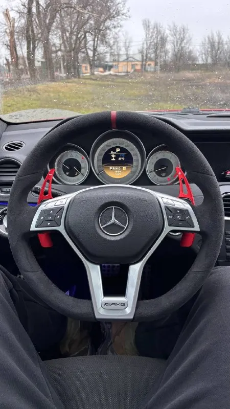 Mercedes-benz w204 рестайлинг
2012 Год, пробег 181.000 км
1.8 Турбо
Я собственник, вписан в птс.
Во владении 2 года, авто обслужен.

Из интересного:
-Передние тормоза с перфорацией увеличенные от eшки w212
-Даунпайп, st.1 под аи-95
-Панорама, черный потолок.
-Сиденья от купе версии, красные ремни
-Руль алькантара, подсветка салона и ног
-Амг меню, индивидуальная настройка акпп
-Месяц назад была полировка + керамика и нанесли антидождь в круг.

Устранены и доработаны слабые места:
-Доработанный квкг
-Доп. Охлаждение акпп от ешки w212

Масла, фильтра меняю стабильно раз 5.000км.
Масло в акпп заменил 10.000км назад.
В редукторе 30.000 км назад

Цена : 1.880.000
Торг у капота.

Перекупы мимо, отдам только в заботливые руки

Авто без внимания в потоке не остается
Эмоции дарит на все бабки
Продаю в связи с покупкой недвижимости.

Телефон для связи:
+79490806085
Телеграм:
@Ouuu_911 - фотография - 4