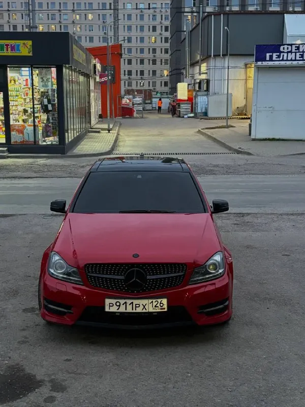 Mercedes-benz w204 рестайлинг
2012 Год, пробег 181.000 км
1.8 Турбо
Я собственник, вписан в птс.
Во владении 2 года, авто обслужен.

Из интересного:
-Передние тормоза с перфорацией увеличенные от eшки w212
-Даунпайп, st.1 под аи-95
-Панорама, черный потолок.
-Сиденья от купе версии, красные ремни
-Руль алькантара, подсветка салона и ног
-Амг меню, индивидуальная настройка акпп
-Месяц назад была полировка + керамика и нанесли антидождь в круг.

Устранены и доработаны слабые места:
-Доработанный квкг
-Доп. Охлаждение акпп от ешки w212

Масла, фильтра меняю стабильно раз 5.000км.
Масло в акпп заменил 10.000км назад.
В редукторе 30.000 км назад

Цена : 1.880.000
Торг у капота.

Перекупы мимо, отдам только в заботливые руки

Авто без внимания в потоке не остается
Эмоции дарит на все бабки
Продаю в связи с покупкой недвижимости.

Телефон для связи:
+79490806085
Телеграм:
@Ouuu_911 - фотография - 5