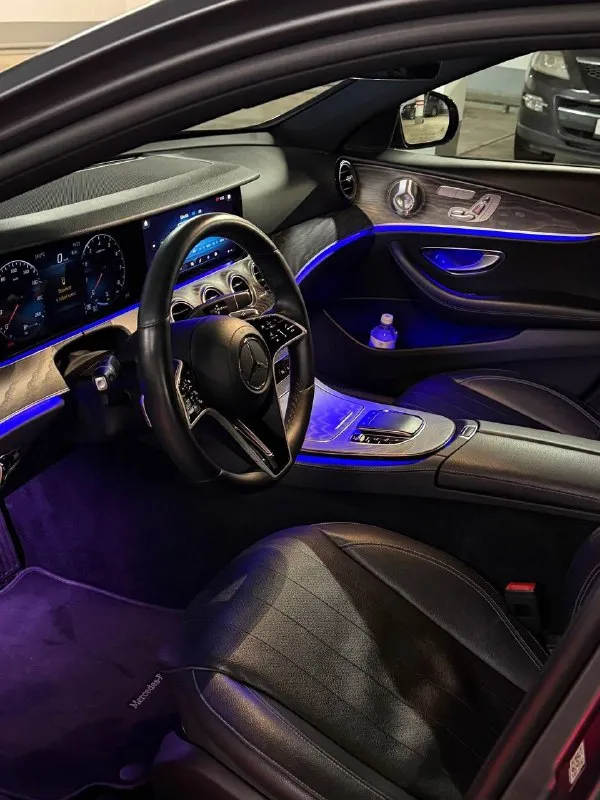 Продаётся мерседес е300, комплектация amg, особая серия, 2020 год, 2 литра, бензин, 258 л. С. , 160000 км пробег, заводской матовый окрас. Цена 4780000 рублей. Торг имеется. 89279970130. - фотография - 4