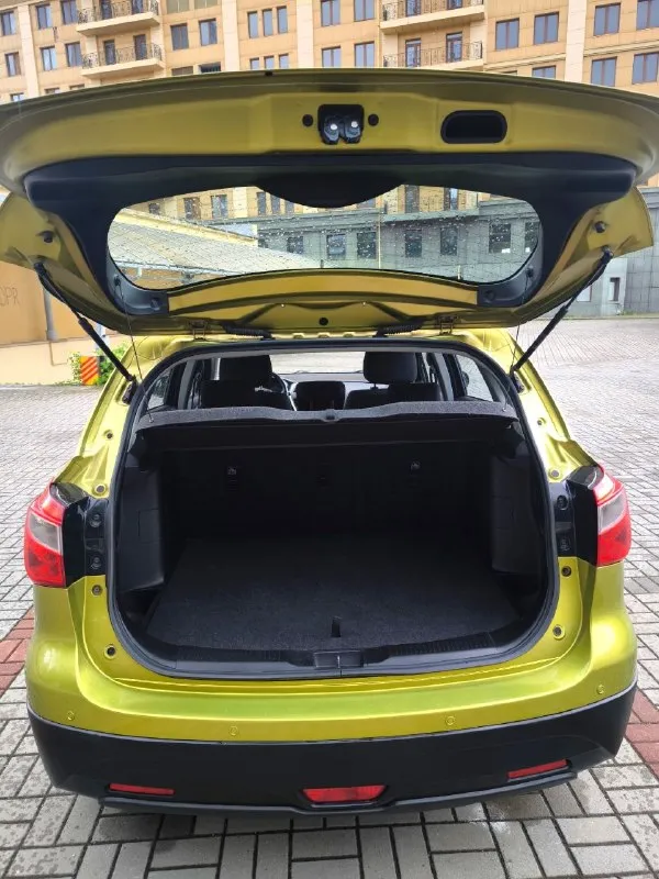 Suzuki sx4 s-cross
2014 Г. 1.6 бензин (117 л. С. )
Оригинальный и подтвержденный пробег 112600
Двигатель работает ровно, не троит не дымит. Замена масла каждые 7000 км.
Кпп переключает плавно, без тычков, рывков.
Полностью целая безопасность.
4 Электростеклоподъемника
Обогрев и регулировка зеркал
Мульти руль, парктроники
Все стекла оригинал
Кондиционер (заправлен), автозапуск (два ключа)
Подогрев сидений.
Esp, abs, cruise control system
Очень вместительный и удобный салон, огромный багажник.
2 Владельца с момента покупки в одной семье.
Птс оригинал, юридически без запретов, штрафов и ограничений.
Машина полностью готова для переоформления.
1170000 Р. Торг г. Донецк +79493877390 (телеграмм, макс), +79185442940 - фотография - 10