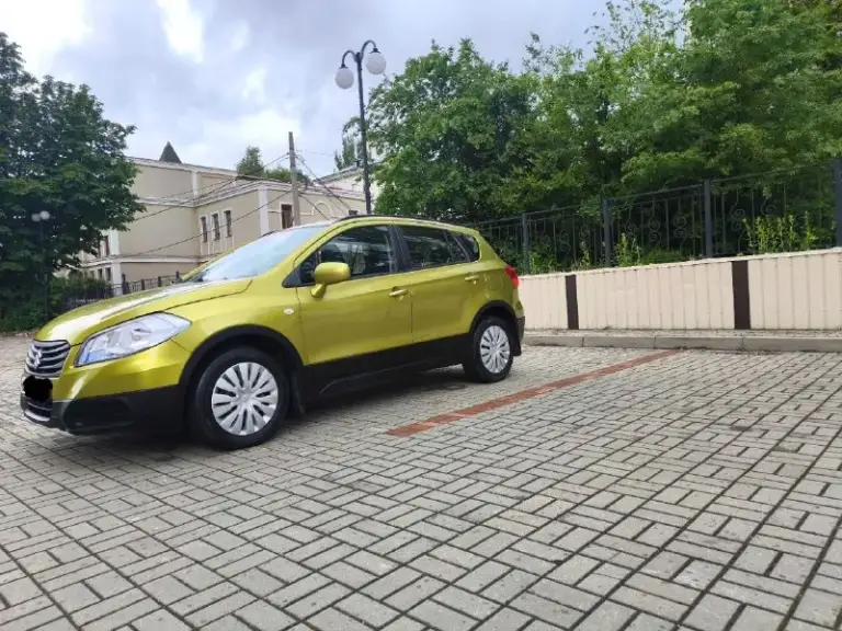 Suzuki sx4 s-cross
2014 Г. 1.6 бензин (117 л. С. )
Оригинальный и подтвержденный пробег 112600
Двигатель работает ровно, не троит не дымит. Замена масла каждые 7000 км.
Кпп переключает плавно, без тычков, рывков.
Полностью целая безопасность.
4 Электростеклоподъемника
Обогрев и регулировка зеркал
Мульти руль, парктроники
Все стекла оригинал
Кондиционер (заправлен), автозапуск (два ключа)
Подогрев сидений.
Esp, abs, cruise control system
Очень вместительный и удобный салон, огромный багажник.
2 Владельца с момента покупки в одной семье.
Птс оригинал, юридически без запретов, штрафов и ограничений.
Машина полностью готова для переоформления.
1170000 Р. Торг г. Донецк +79493877390 (телеграмм, макс), +79185442940 - фотография - 4