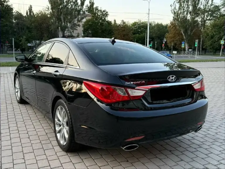 Продам hyundai sonata 2.0 объем
В хорошем состояние.
Полная комплектация
2011 Год выпуска.
Авто семейная!
Заводские диски r18
Раздельный климат контроль.
Кнопка start - stop
Без ключевой доступ.
Датчик дождя
Датчик света
Бортовой компьютер
Адаптивный круиз контроль.
Сервесные книжки
Любое оформление
Штрафов нет запретов залогов так же нет.
Ходовая часть не стучит не тарахтит
Едит мягко и комфортно
# Работает тихо, масло не расходует.
Не коптит, масла меняю каждые 6000-6500 км
По коробке так же заменено масло. Работает отлично без рывков пинков и всего прочего
За машиной слежу и ухаживаю, каждая кнопка работает.
+7-949-794-46-27 Цена за данное авто 1.120.000₽
📞 Звоните: +7(949)7944627 - фотография - 5