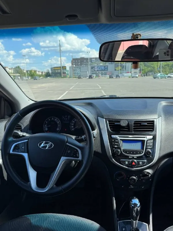 Продам семейную машину
Hyundai solaris 2012 года
Объем двигателя: 1.6(цепной надежный мотор)
Коробка передач-
Автомат❗️❗️❗️( переключает отлично, без рывков )
Пробег:140.000 км ( оригинал, 100%, подтверждает автотека и состояние!)
Автотека зеленая❗️
Родной окрас❗️
Я второй владелец, до меня владела женщина с 2012 года
2 Ключа
Машина в отличном техническом состоянии
Ходовка без нареканий
Недавно поменял масло в коробке, свечи, колодки, супорта!
Кондер дует на все 100%
Машина на новой летней резине r16❗️
В подарок отдам зимнюю резину на штампах❗️
Не такси, не каршеринг❗️
Переоформление без проблем, могу с вами присутствовать в мрэо
Есть действующий техосмотр!
Все дополнительные вопросы по телефону:
+79495219479
Цена-935.000 руб ( торг)
📞 Звоните: +7(949)5219479 - фотография - 7