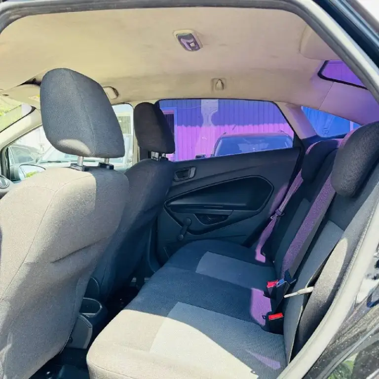 🚘 Ford fiesta

— Двигатель: 1.6
— Вид топлива: бензин
— Кпп: механика
— Кузов: седан
— Пробег: 260.000 км
— Год выпуска: 2015
— Цена: 735.000 руб

Продажа возможна:
✅Наличный расчет
✅Безналичный
✅Кредит по 2 документам
🔄Обмен на ваш авто

📞+7(949) 511-11-56
📍Адрес: мариуполь, ул. Макара мазая, 41
⏰️Работаем с 10.00 до 18.00

🚘Автосалон — автото4ка - фотография - 8