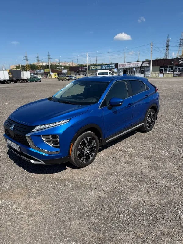 Продается
Mitsubishi eclipse cross
Год выпуска: 2021/12 месяц (рестайлинг)
# : 1.5 Бензин
Привод: полный
Пробег: 79 000км
Предмаксимальная комплектация.
Стекла все родные, любые проверки на сто.
Есть все для комфортной езды:
-Все ассистенты помощи вождение
-Двух зонный климат-контроль
-Подогрев сидений
-Салон комбинированный
-Слепые зоны
-Удержание в полосах
-Камера заднего вида
-Full led оптика
-Apple carplay, android auto
-Датчик света / дождя / давление в шинах
-Электроскладывание зеркал
-Диски r18
-Autohold
-Переоформление без проблем
Цена 2.000.000
+79493335317
📲 Tg: @doktor_dli
📞 Звоните: +7(949)3335317 - фотография - 1