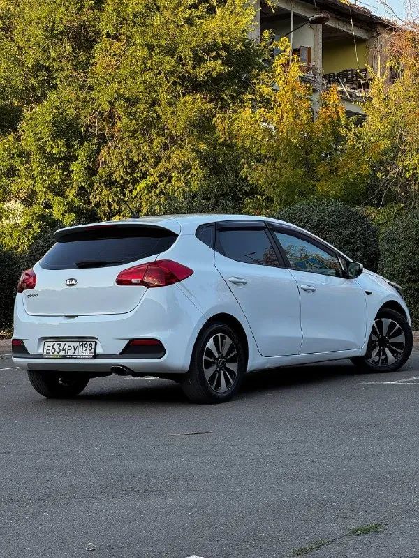 Kia ceed jd 2013 г. В. 1. 6 мкпп
Авто в очень хорошем состоянии!!! Идеальной техникой и хорошей автотекой!!
Салон как в новом авто!!!
Расход топлива 6 литров по городу!!!
Хорошая комплектация:
-Полный электропакет
-Кондиционер
-Подогрев сидений/руля
-Адаптивное освещение
-Круиз-контроль
-6 Airbag
-Мультимедиа bt/aux
-8 Динамиков
-Датчик давления шин
-Серво/мультируль
-Тонировка
-Бортовой компьютер
Два ключа/сервисная книжка
По авто сделано большое то
Ходовая часть полностью перебрана, до каждого болтика!!
Мотор работает идеально!!
Пробег 210 тыс. Км.
По машине делать ничего не надо!!!
Стоимость 870 тыс. Руб!!!
Звоните +79495082418(мах)
Телеграмм/вотсап +79493811593 - фотография - 3