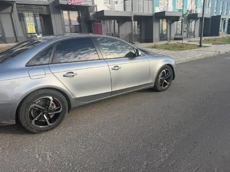 Продам ауди а4 б8 2009 год, 2.0 литра, полный привод, в идеальном состоянии, двигатель контрактный 70к пробега, коробка в идеале, по электрике работает абсолютно все, ошибок нет, было перебрана ходовая часть полностью, заменена рулевая рейка на оригинал, замена карданного вала, аккумулятора, крашена все кроме дверей и крыши, в общем в отличном состоянии, не требует вложений, с документами полный порядок, собственник, от машины не избавляюсь.
Цена: 1.200000 торг при осмотре
Возможен обмен в приоритете lexus
Осмотр амвросиевка либо по договоренности
Связь по номеру телефона +79515117373, также макс и телеграм - фотография - 2
