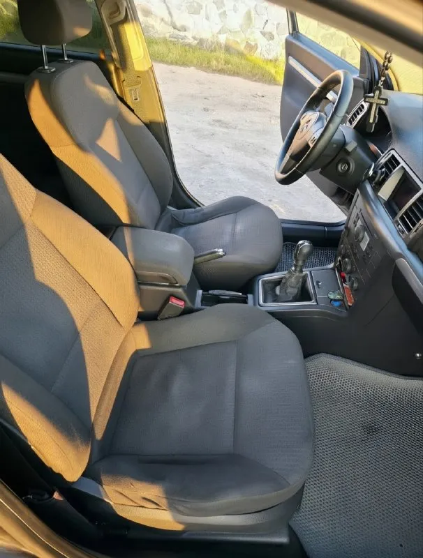 Срочная продажа авто
Opel vectra c 2007, механика, двигатель 1.8, 140 л. С.
Машина находится в городе бердянск в хорошем состоянии, торг у капота. Была проведена замена масла, салонного и воздушного фильтров
+79902442176
410.000 Руб
📲 Tg: @logozinsky
📞 Звоните: +7(990)2442176 - фотография - 7