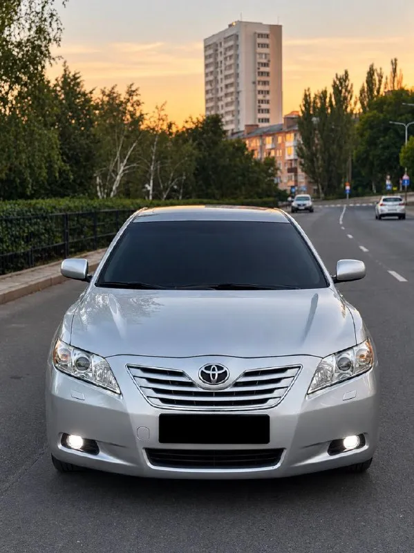 Toyota camry_40 3.5 газ/бензин
Автомобиль в отличном состоянии, вложений никаких не требует!
Работает идеально не троит масло не расходует.
Коробка работает отлично, без пинков и рывков, переключает плавно как по маслу.
(Стоит газ евро 4 официально зарегистрирован!)
2008Г пробег 227.км
В красивом цвете, серебро
Комплектация максимальная!
Кожаный салон. Двух зонный климат контроль. Круиз контроль. Авто свет. Авто дождь. Камера заднего хода. Подогрев сидений. Полный электро пакет. Электро сидения поддержка спины. Задняя шторка.
2 Ключа 2 комплекта резины.
С документами полный порядок, любое оформление!
Продажа а также, возможен обмен на автомобиль дешевле
+79490518507
Остальные вопросы по телефону: связь плохая звоните несколько раз!
📲 Tg: @alligator_0888
📞 Звоните: +7(949)0518507 - фотография - 2