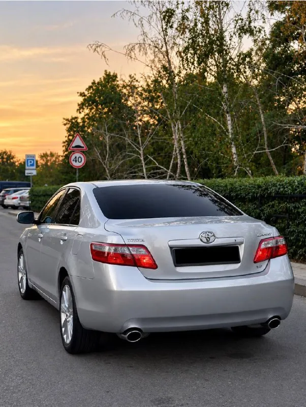 Toyota camry_40 3.5 газ/бензин
Автомобиль в отличном состоянии, вложений никаких не требует!
Работает идеально не троит масло не расходует.
Коробка работает отлично, без пинков и рывков, переключает плавно как по маслу.
(Стоит газ евро 4 официально зарегистрирован!)
2008Г пробег 227.км
В красивом цвете, серебро
Комплектация максимальная!
Кожаный салон. Двух зонный климат контроль. Круиз контроль. Авто свет. Авто дождь. Камера заднего хода. Подогрев сидений. Полный электро пакет. Электро сидения поддержка спины. Задняя шторка.
2 Ключа 2 комплекта резины.
С документами полный порядок, любое оформление!
Продажа а также, возможен обмен на автомобиль дешевле
+79490518507
Остальные вопросы по телефону: связь плохая звоните несколько раз!
📲 Tg: @alligator_0888
📞 Звоните: +7(949)0518507 - фотография - 4