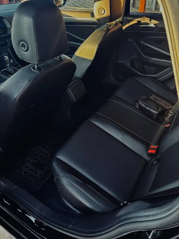 Продам volkswagen jetta 😍
✅ Цена - 1.850.000 руб.
✅ Год - 2019
✅Кпп- автомат ( asin) 1.4 turbo
✅Пробег 114 тыс

📱Номер телефона +79497139414
Машина в отличном состоянии, комплектация (se)
Состоянии ( вся безопасность родная ) в ней есть абсолютно всё для комфортного вождения: подогоревы сидений и зеркал, бесключевой доступ, старт-стоп, панорамная крыша, камера заднего вида с предупреждением о столкновении, датчик мертвых зон в зеркалах, большой штатный сенсорный монитор со всеми современными плюшками, кожаный салон, диски r-18 с новой летней резиной, датчик света и дождя, круиз-контроль с дистроником, датчик шин, мульти руль, двухзонный климат-контроль, и многое другое.
Состояние авто на фото говорит само за себя, можете приехать и убедиться лично, в таком состоянии их практически не осталось. Авто затонированo в круг и покрыта керамикой.
✅- Город мариуполь
📞 Звоните: +7(949)7139414 - фотография - 5