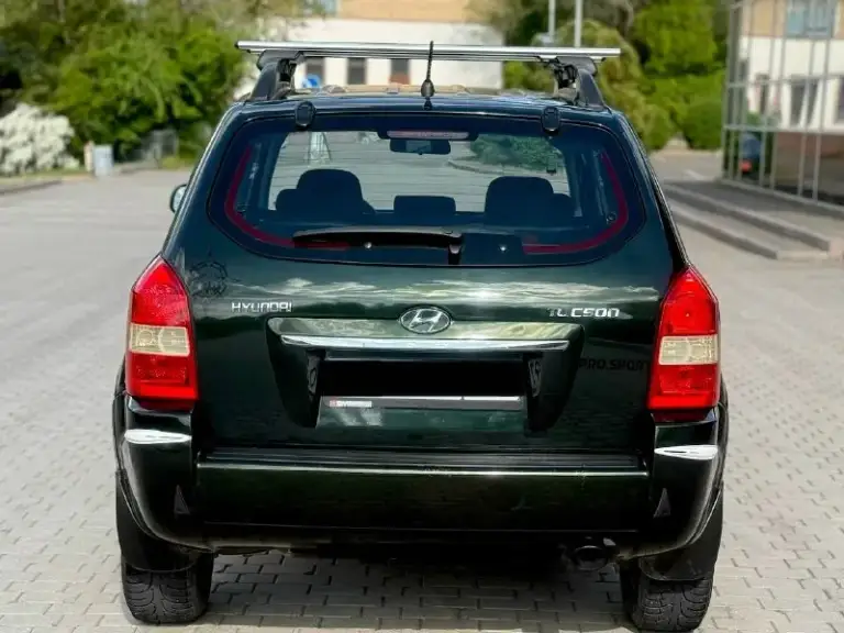 Hyundai tucson 2008 рестайлинг
Двигатель 2.0 бензин
Коробка механика
Пробег 182000
Автомобиль в хорошем состоянии, двигатель работает идеально, по ходовой ничего не стучит, салон чист цел и ухожен, кузов без ржавчины и гнили
Хорошая комплектация:климат, все стеклоподъемники, эл зеркала, подогрев сидений, датчик дождя, датчик света, подогрев заднего и лобового стекла, подушки безопасности, abs esp, магнитола с bluetooth aux
И еще много чего
Город харцызск
Цена 725.000
Возможен торг и возможен обмен
+79495231743 Тг и макс есть

📞 Звоните: +7(949)5231743 - фотография - 3