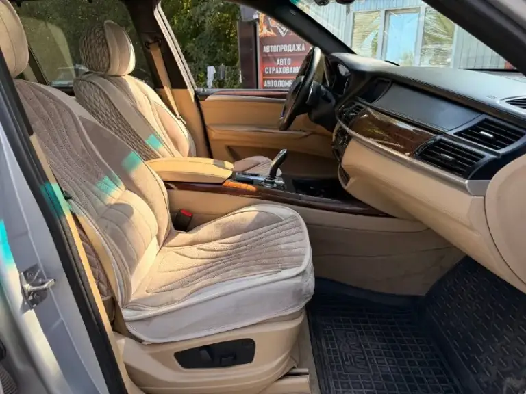 Bmw x5 2012
3.0 Бензин / автомат
Пробег 229 000 км
Цена 1 499 000₽
По технике без нареканий
Доки в порядке
Капот и передний бампер нужно покрасить (не кретично )
+7 949 509 34 28
+7 949 839 24 99 - фотография - 4