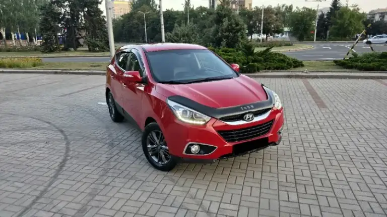 Hyundai ix35 рестайлинг 🚗✨
2014 Год 📅
Двигатель 2.0 бензин ⛽
Коробка автомат 🔄
Пробег 167.000 тыс. Км! 🛣️
2 Ключа, все книжки! 📚🔑
Автомобиль в отличном состоянии! 🌟
Коробка, мотор, ходовая без нареканий от слова совсем! 🛠️✅эндэскопию скину по запросу !!
2 Комплекта резины !
Вообщем автомобиль достойный. .. Emoji/40/f09f93b9.png')">📹
6 Колонок! 🔊
Навигация! 🗺️
Адаптивные фары 💡
И многое другое! ✨
Г. Донецк 📍
Цена 1.350.000 тыс. ₽ торг! 💰💸
Звоните +79495905326 📞
Если не доступен:
Мой телеграм +79885860906 💬📲
📲 Tg: с_e
📞 Звоните: +7(949)5905326 - фотография - 1