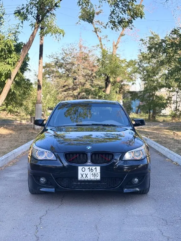 Bmw 5 серии (e60 525i) 2005 года выпуска.
Часы
Контракт 160к пробега (на кузове 370т пробега )
5+ Без пинков и рывков
В машину вложено много сил и средств, техническая часть в идеале на твердую пятерку. Масло в коробке и двигателе заменено всего 1000 км назад.
Все новые рычаги
Стойки в круг менялись 7 тысяч км назад, также установлены новые задние пружины. По кузову и технике вопросов нет.
Новые диски
Новая резина
Новая рулевая рейка
Музыка-магнитола с carplay
Салон в отличном состоянии
Работает каждая кнопка
Кондер холодит
Цена 1 050 000₽ торг реальному покупателю
Новоазовск
+79495139582
📲 Tg: сергеевич
📞 Звоните: +7(949)5139582 - фотография - 2