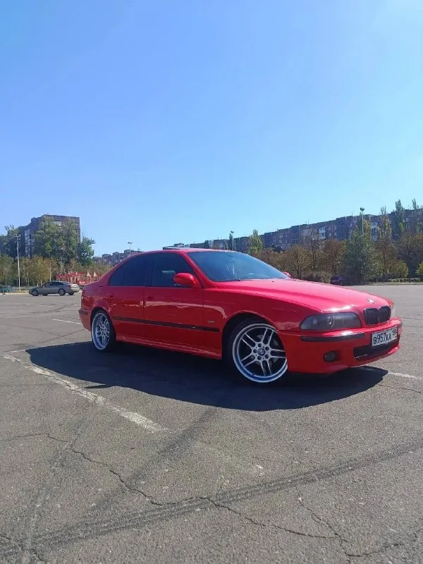 Продам bmw e39
Двигатель 2.5литра , едет хорошо, работает как часики. Коробка автомат без проблем. Ходовая сбитая. По кузову очень хорошо выглядит, не гнилая вообще! Стоят красивые r19как новые. Салон чистый и ухоженный, хорошая комплектация. Переоформление без проблем. Машина сел и поехал!находится в донецке. Цена 700.000р. Все подробности по телефону +79495420081.

📞 Звоните: +7(949)5420081 - фотография - 3