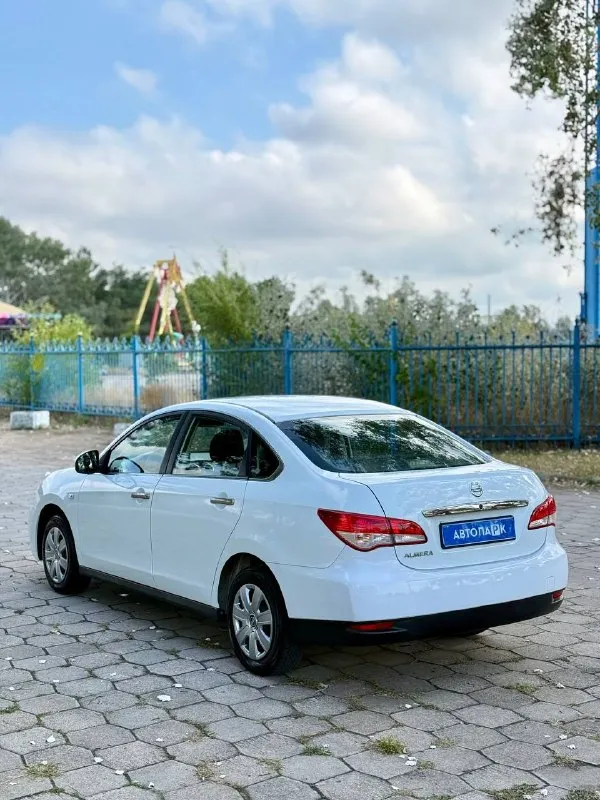🚘 Nissan almera g15
💰Цена: 770 000р
🏢Город: мариуполь
📅Год выпуска: 2015
🧾Пробег: 151 840 км.
⚙️Двигатель: 1.6 16v
⛽Топливо: бензин
⚙️Кпп: механика
📞 Телефон:
+7-989-263-55-56
+7-949-551-91-52
+7-949-727-41-51
💾 Описание:
Nissan almera g15 - это третье поколение седана nissan, автомобиль b-класса, известный своей надежностью, просторным салоном и вместительным багажником.  Производился н. .. Moji/40/e29c85.png')">✅ 1 владелец, птс оригинал
✅ Крымский автомобиль
✅ Отличное состояние
✅ Оцинкованный кузов
🚙 Двигатель k4m 1.6 16v 102 л. С. Самый лучший в линейке, едет шикарно, ходовая без посторонних звуков, мягкая, высокий клиренс.
❄️ Кондиционер, гур, abs, 2 airbag, птф, электро-зеркала, подогрев сидений, центральный замок, два ключа.
Улица шевченко 2️⃣6️⃣9️⃣
🏦 Возможна продажа в кредит по двум документам.
📞 Звоните: +7(949)5519152 - фотография - 4