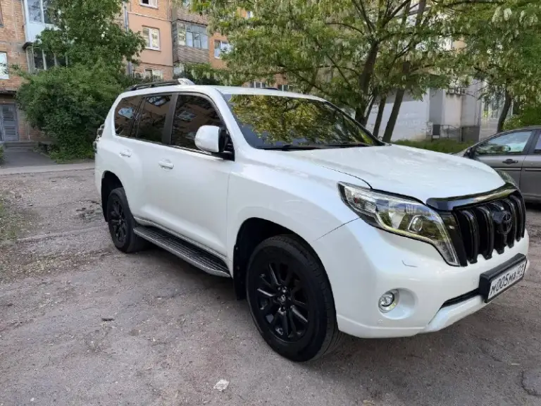 Доброго времени суток!
Продаю личный автомобиль тойота лэнд крузер прадо 2016
Отличный и надёжный автомобиль с дизельным 2.8 двигателем на 177 л. С.
Автомобиль в отличном состоянии, за авто следил, своевременно обслуживал!
Капот, крылья, фары и часть крыши в бронеплёнке!!
По кузову есть маленькие косячки, которые даже не заметны!
Имеется два комплекта колёс (зима, лето) зима резина свежая с дисками! Летняя резина проехала 1000 км тоже с дисками!
Пробег 260 тыс. На автомобиле езжу каждый день, пробег трассовый!

Цена: 3 850 000₽ (торга нет)

По интересующим вопросам звонить: 8-989-140-80-05 максим - фотография - 2