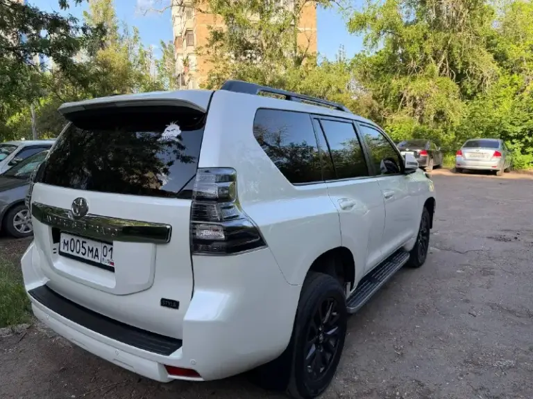 Доброго времени суток!
Продаю личный автомобиль тойота лэнд крузер прадо 2016
Отличный и надёжный автомобиль с дизельным 2.8 двигателем на 177 л. С.
Автомобиль в отличном состоянии, за авто следил, своевременно обслуживал!
Капот, крылья, фары и часть крыши в бронеплёнке!!
По кузову есть маленькие косячки, которые даже не заметны!
Имеется два комплекта колёс (зима, лето) зима резина свежая с дисками! Летняя резина проехала 1000 км тоже с дисками!
Пробег 260 тыс. На автомобиле езжу каждый день, пробег трассовый!

Цена: 3 850 000₽ (торга нет)

По интересующим вопросам звонить: 8-989-140-80-05 максим - фотография - 4