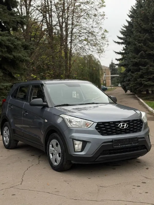🔥 Hyundai creta — состояние нового автомобиля! 🔥
Конец 2021 г. В. | | 1.6 at
Один владелец
💎 Реально редкое состояние! Машина полностью в заводском окрасе, без дтп, без выплат, без единого крашеного элемента не такси, не каршеринг, не коммерция я единственный владелец
🚘 Автомобиль с юга, кузов без ржавчины, вмятин, сколов и каких-либо дефектов внешне и технически — будто только вчера выехал из автосалона
🛡 Весь перед и самые уязвимые места в бронеплёнке: машина максимально защищена от сколов и повреждений
⚙️ 1.6 + Автомат двигатель, коробка, ходовая — всё работает идеально, никаких вложений не требует
❄️ Кондиционер, комфортный салон, много места, отличный обзор и всё необходимое для удобной ежедневной эксплуатации
⭐ Главное преимущество — идеальное-новое состояние и кристально чистые документы 💎
Цена🎁
💰 Цена за срочную продажу:
1 880 000 ₽
🔄 На обмен цена выше
🤝 Торг — только небольшой
📞 Звоните в любое время
+7 (949) 051-47-80
+7 (949) 449-59-51
+7 (949) 563-98-77(Только тг) - фотография - 2