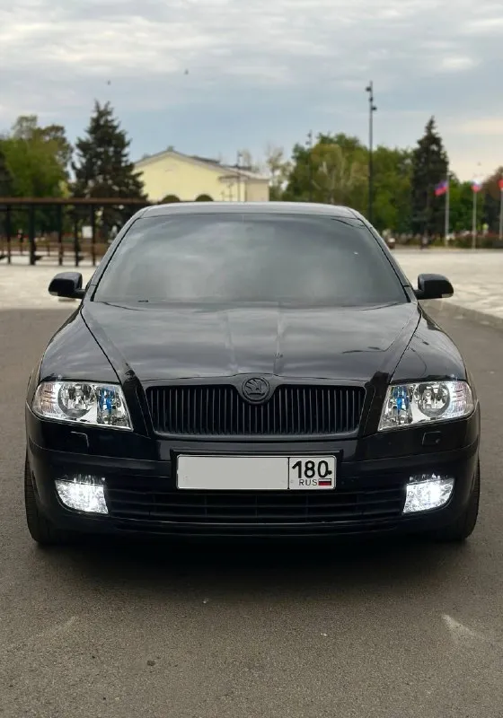 ❗️Продам skoda octavia a5❗️
Год выпуска: 2007
Двигатель: 1.8 turbo (240 л. С)
Коробка: механика ( 6 передач)
Автомобиль в отличном состоянии, кузов без гнили, дыр и вздутий, двигатель не дымит, не троит, ходовая часть без вложений, коробка на отлично, в машину было вложено много сил и денег, стоит две карты, одна на 200 л. С, вторая на 240 л. С.
Машина едет очень достойно, оригинальные rs на свежей резине kumho, установлена новая оптика.
По электрике работает все, не горит не одной ошибки, климат холодит отлично.
Комплектация: парктроники, электрорегулировка зеркал, 4-электростеклоподъемника, доводчики стекол, подогрев сидений, стоит оригинальная магнитола.
Цена:820.000₽ (торг)
+79493772338 (Телеграм)
+79494027760 (Телеграм)

📞 Звоните: +7(949)3772338 - фотография - 1