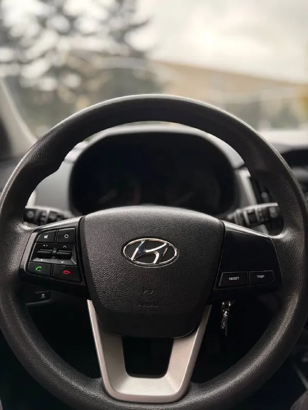 🔥 Hyundai creta — состояние нового автомобиля! 🔥
Конец 2021 г. В. | | 1.6 at
Один владелец
💎 Реально редкое состояние! Машина полностью в заводском окрасе, без дтп, без выплат, без единого крашеного элемента не такси, не каршеринг, не коммерция я единственный владелец
🚘 Автомобиль с юга, кузов без ржавчины, вмятин, сколов и каких-либо дефектов внешне и технически — будто только вчера выехал из автосалона
🛡 Весь перед и самые уязвимые места в бронеплёнке: машина максимально защищена от сколов и повреждений
⚙️ 1.6 + Автомат двигатель, коробка, ходовая — всё работает идеально, никаких вложений не требует
❄️ Кондиционер, комфортный салон, много места, отличный обзор и всё необходимое для удобной ежедневной эксплуатации
⭐ Главное преимущество — идеальное-новое состояние и кристально чистые документы 💎
Цена🎁
💰 Цена за срочную продажу:
1 880 000 ₽
🔄 На обмен цена выше
🤝 Торг — только небольшой
📞 Звоните в любое время
+7 (949) 051-47-80
+7 (949) 449-59-51
+7 (949) 563-98-77(Только т
📞 Звоните: +7(949)0514780 - фотография - 5