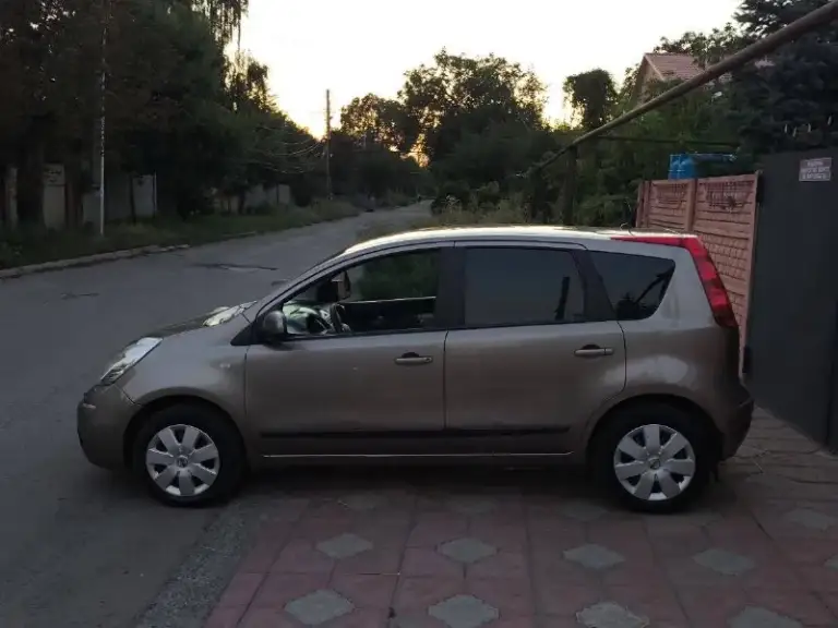 Продам авто nissan note 2008 г. Родной пробег 200 000 км.
Автомобиль в отличном состоянии двигатель коробка подвеска работает без нареканий чистый ухоженный салон коробка механика
Документы в порядке
Осмотр авто г. Донецк
Цена 535.000р
Торг +7949 559 14 32 руслан. - фотография - 4