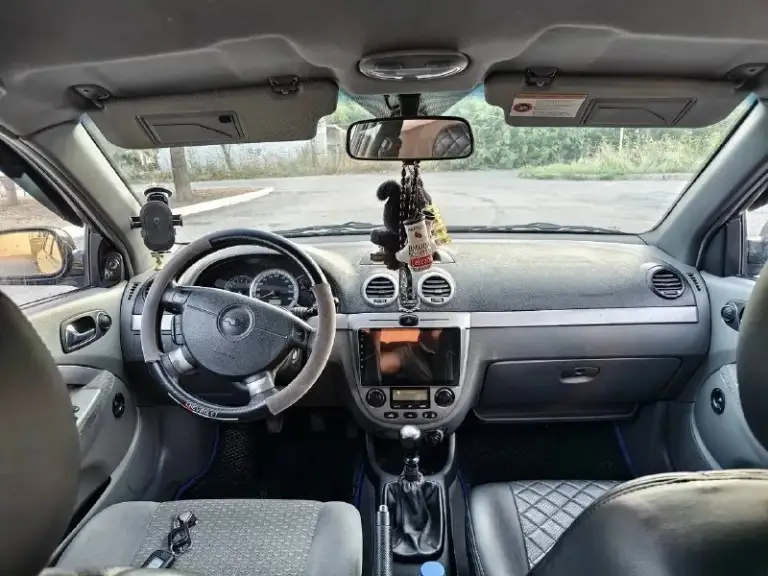 Продам chevrolet nubira настоящий кореец, 2005 год,1.8 газ/бензин, я второй хозяин, владею 4 года. Машина не бита, есть моменты по кузову в виде сколов и царапок. Весь металл родной по порогам был вторичной окрас 4 года назад. Состояние авто - сел, поехал.
Техническое и кузовное состояние на 4+, денег на машину не жалел.
Пробег родной 351 тыс. Км.
-Машина зашумлена в 2 слоя, стоит хорошая музыка, 2.5квт звука(100к денег).
-Bi-led линзы, led туманки, свет великолепный(отдавал порядка 40к с работой)
-9 Дюймовый android планшет с камерой заднего вида
-Мультируль
-2 Airbag
-Климат обслужен и отлично холодит
-Электро зеркала с подогревом, 4 стеклоподъёмника, цз, лобовое с подогревом дворников
- С баллоном на 60л под запаску(газ вписан)
-Съёмный фаркоп(тоже вписан)
-2 Комплекта новой резины на дисках, зима на титанах r15 лето на фото
-Заменены все расходники включая грм.
Цена 670 тыс. С торгом.
+79499447808 Сергей.
Макеевка, донецк
📲 Tg: @nnnastyazhe
📞 Звоните: +7(949)9447808 - фотография - 6