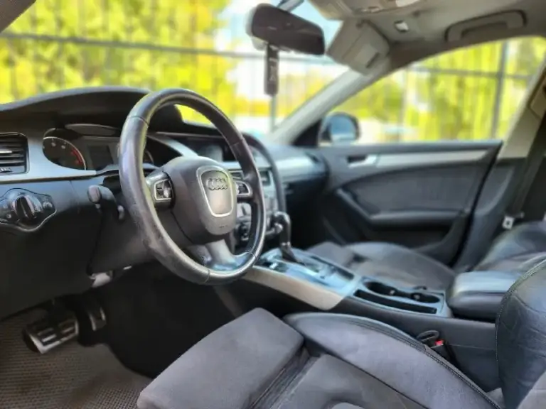 Продам автомобиль audi a4 b8 1.8 tfsi (турбо-бензин) 160 л. С
Год выпуска - 2009
Пробег:211.000км !
Документы кристально чистые, без обременений и т. Д!продажа по дкп или переоформление.
Техническое состояние без вложений, сел и поехал.
Двигатель работает идеально, не дымит, не тупит, турбина дует!
Коробка идеально, без пинков и задержек!
Ходовая отлично, едет комфортно и мягко.
Кузов в отличном состоянии, без гнили и дырок.
Салон в прекрасном состоянии, приятно сидеть!
Элекрика работает в штатном режиме, все регулировки, климат, стеклоподьемники, оптика и т. Д!
На все другие вопросы отвечу по телефону.
Цена:940.000р (торг реальному человеку)
Номер:+79490763198
Номер:+79498228009
Г. Макеевка
Возможна продажа в кредит!

📞 Звоните: +7(949)0763198 - фотография - 4