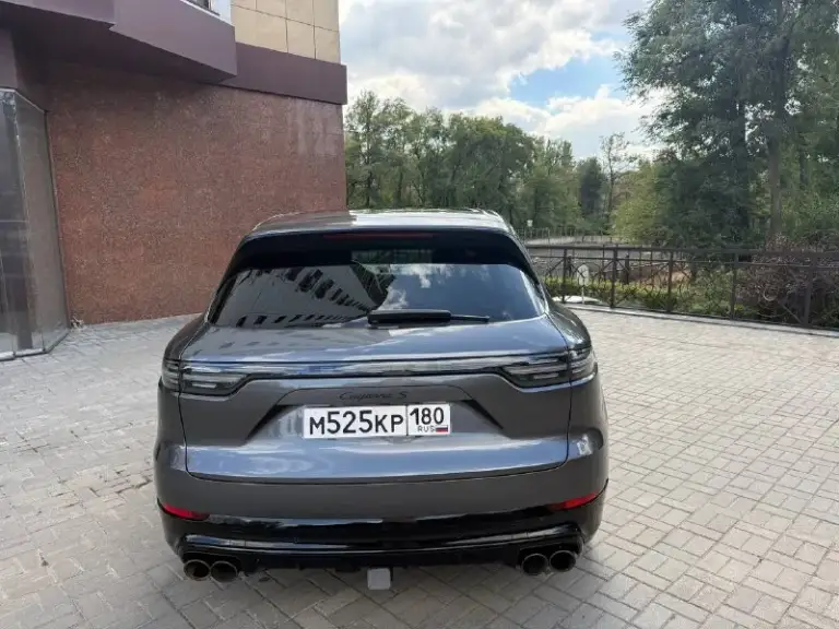 Porsche cayenne s
2021 Год
131,000 Км пробег
Vin:
Wp1ab2ay0mda28683
Автомобиль в отличном состоянии. Полностью обслужен. Мотор и коробка в работают без каких либо нареканий.
Стоит активный выхлоп от немецкой компании
Cargraphic. Стоимостью 700 тыс руб. Диски разноширокие r21.
﻿Ночное видение.
﻿Проекция.
﻿Матричные фары.
﻿Установлен русский язык и навигация.
Автомобиль из америки.

Тел: +79493512554
Телегам: @supsun777
Цена: 7,500,000₽ - фотография - 3