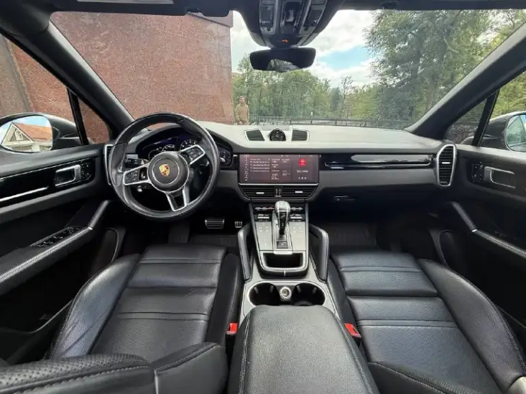 Porsche cayenne s
2021 Год
131,000 Км пробег
Vin:
Wp1ab2ay0mda28683
Автомобиль в отличном состоянии. Полностью обслужен. Мотор и коробка в работают без каких либо нареканий.
Стоит активный выхлоп от немецкой компании
Cargraphic. Стоимостью 700 тыс руб. Диски разноширокие r21.
﻿Ночное видение.
﻿Проекция.
﻿Матричные фары.
﻿Установлен русский язык и навигация.
Автомобиль из америки.

Тел: +79493512554
Телегам: @supsun777
Цена: 7,500,000₽ - фотография - 5