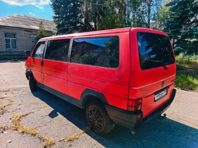 Продам свой автомобиль, пробег 470000км.
Владею 4 года, volkswagen transporter t4 2л газ/бензин (газ вписан) 7+1 категория в.
Техника 4, кузов на 3+
Масло не расходует, замена каждые 6 тыс. Км. Имеется фаркоп.
За последнее время заменил на новые:
-Генератор
-Стартер
-Вентилятор печки
-Вентилятор охлаждения
-Хороший свет, led лампы mtf за 6600р
-Аккумулятор
-Грм с помпой
-Все расходники
Два комплекта сидений в наличии.
Два комплекта резины лето и зима почти новые.
Я первый владелец по птс, страховка имеется.
Автомобиль ровный, не гнилой, всё что должно работать работает.
Стоит не плохая музыка на процессорной голове, машина проклеена на 70% шумкой.
+79499447808 Сергей
Осмотр макеевка, донецк, харцызск
Цена 460000р торг.
📲 Tg: @nnnastyazhe
📞 Звоните: +7(949)9447808 - фотография - 3